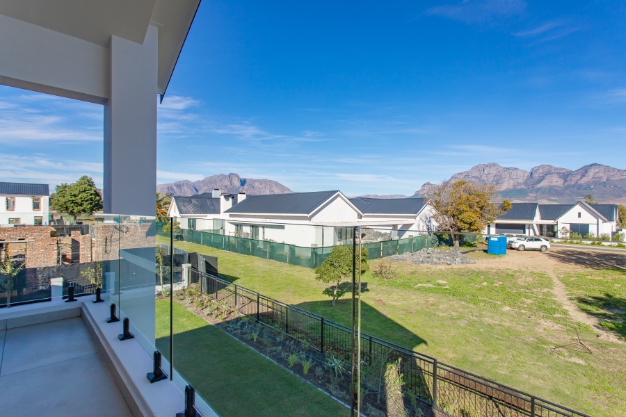 To Let 4 Bedroom Property for Rent in Pearl Valley at Val de Vie Western Cape